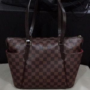 Authentic Louis Vuitton Totally PM